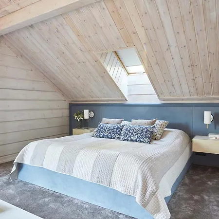 Tatil parkı Osada Narost 37 *