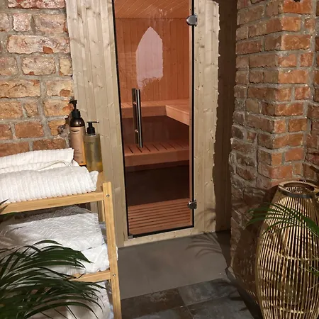 Osada Narost 37 *